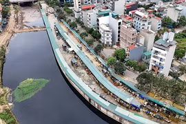 Chủ tịch Hà Nội phê bình quận Hà Đông, đốc thúc xử lý vụ chợ La Khê tồn tại trái phép