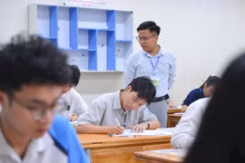 Đề thi tốt nghiệp THPT 2025 môn Vật lý, mã đề 0202