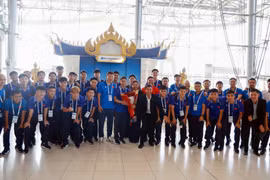 Điểm tin thể thao 1/12: U22 Việt Nam đã tới Thái Lan, đội U17 giành vé dự VCK châu Á