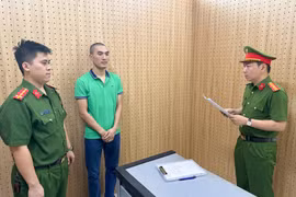 Nguyên cán bộ ngân hàng lừa đảo, chiếm đoạt gần 8 tỷ đồng để đánh bạc