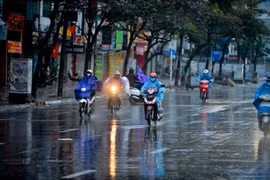 Dự báo thời tiết ngày 18/11: Miền Bắc chuyển rét kèm mưa rào