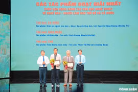 Tạp chí Người Hà Nội vinh danh 30 tác phẩm xuất sắc viết về nghề báo và người làm báo