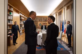 Đức và đồng minh bỏ hạn chế tầm xa vũ khí viện trợ cho Ukraine