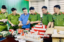 'Tuyên chiến không khoan nhượng' với thuốc giả, thực phẩm giả