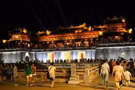 Huế miễn phí vé tham quan Đại Nội về đêm