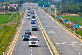 Tổ chức thu phí các tuyến cao tốc do nhà nước đầu tư để hoàn vốn cho ngân sách