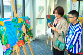 Nhà xuất bản Kim Đồng ra mắt tập thơ 'Trắng mây tóc mẹ' của Trương Anh Tú