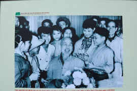 Chiêm ngưỡng 300 hình ảnh quý về Chủ tịch Hồ Chí Minh – Tinh hoa dân tộc, Tầm vóc thời đại