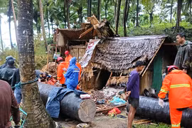 Bão Fengshen tàn phá Philippines, ít nhất 5 người thiệt mạng