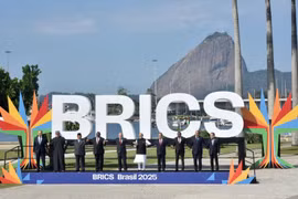 BRICS phản ứng cứng rắn trước chính sách leo thang thuế quan của Mỹ