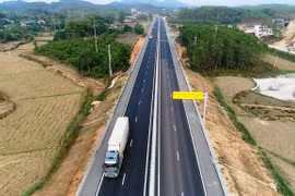 Quyết tâm đạt mục tiêu tăng trưởng 8% trở lên và thông toàn tuyến cao tốc từ Cao Bằng tới Cà Mau trong năm 2025