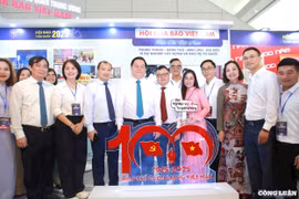 Không gian trưng bày sống động, sáng tạo ở các gian hàng tại Hội Báo toàn quốc 2025