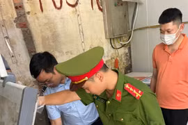 Hà Nội: Phát hiện hơn 800kg xúc xích, lạp xưởng không rõ nguồn gốc xuất xứ