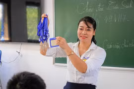 Giáo viên công lập có 11 năm giảng dạy ở trường ngoài công lập: Có được hưởng phụ cấp thâm niên nhà giáo?