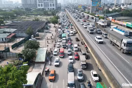 Hà Nội: Hạn chế xe tải lớn di chuyển vào đường Vành đai 3 trên cao