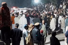 Đánh bom liều chết ở Pakistan, nhiều trẻ em thiệt mạng