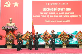 Công bố quyết định sáp nhập, tổ chức lại các cơ quan thuộc Bộ Quốc phòng