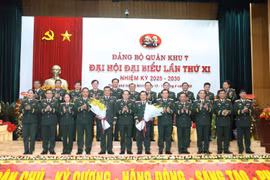 'Đại hội không giấy' - Dấu ấn đổi mới, sáng tạo của Đảng bộ Quân khu 7