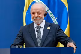 Tổng thống Brazil mời ông Trump đến thăm giữa căng thẳng thương mại