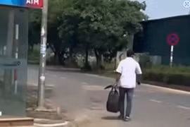 Xác minh đối tượng cầm dao và xăng vào cướp ngân hàng