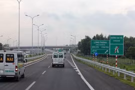 Đẩy nhanh tiến độ dự án mở rộng đoạn cao tốc TP HCM - Long Thành