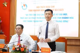 Luật báo chí (sửa đổi): Đừng chỉ nghĩ cách cứu báo chí mà hãy giúp báo chí sống bằng giá trị của mình