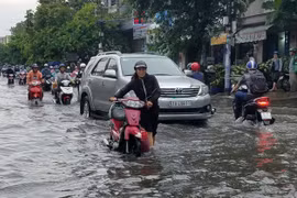 Dự báo thời tiết ngày 15/5: Tây Bắc, Nam Bộ mưa to cục bộ
