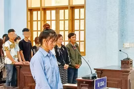 Gia Lai: Đâm chết bạn học vì câu nói trên facebook, nữ sinh lãnh án 18 năm tù