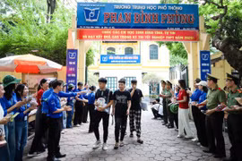 Đề thi tốt nghiệp THPT 2025 môn Toán, mã đề 105