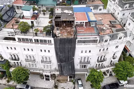 Bài 2: Cận cảnh xây dựng vượt tầng trái phép, ‘băm nát’ quy hoạch Khu đô thị Louis City Đại Mỗ