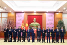 Tổng Bí thư Tô Lâm trao Quyết định của Bộ Chính trị cho 4 Đảng bộ trực thuộc Trung ương và 3 cơ quan Đảng ở Trung ương