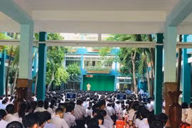 Dự báo thời tiết ngày 20/11: TP HCM trời mát 23 độ, có mưa rào vài nơi