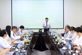 Toạ đàm Báo Hànộimới: Hà Nội - đô thị đặc biệt cần quản trị đặc biệt