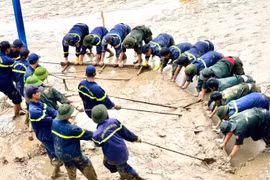Khẩn trương khắc phục hậu quả thiên tai, sớm ổn định cuộc sống Nhân dân vùng lũ Trung Bộ