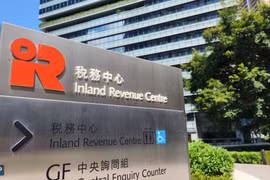 Cán bộ thuế Hong Kong bị bắt vì nhận hối lộ