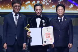 G-Dragon vinh dự được nhận Huân chương Văn hóa Hàn Quốc