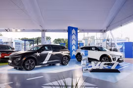 Xe gầm cao cỡ C ngày càng hút khách