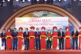 Hội chợ Thương mại và sản phẩm OCOP Phú Thọ 2025 mở cửa: Cơ hội giao thương, quảng bá đặc sản Đất Tổ