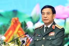 Bộ trưởng Bộ Quốc phòng biểu dương các quân nhân tham gia khắc phục hậu quả động đất tại Myanmar