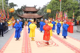 Phú Thọ: Dâng hương giỗ Đức Quốc Tổ Lạc Long Quân và tưởng niệm Tổ Mẫu Âu Cơ 2025