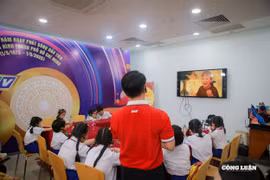 Lần đầu tiên trẻ em khiếm thị được ‘xem’ chương trình truyền hình