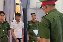 Tạm giam nghi phạm giết người vì cho rằng mình bị 'nhìn đểu'