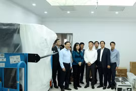 Phải làm ngày làm đêm để lắp đặt, chạy thử thiết bị tại cơ sở 2 Bệnh viện Bạch Mai và Việt Đức