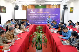 Hơn 50 hội viên được bồi dưỡng kỹ năng sản xuất video và ứng dụng AI cho báo điện tử trên thiết bị di động
