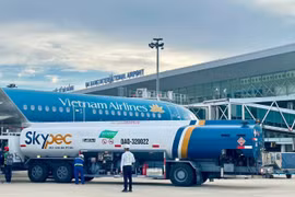 Vietnam Airlines “xanh hóa” Ngày Môi trường Thế giới: SAF đồng loạt cất cánh tại Việt Nam