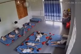 Công an vào cuộc xác minh clip giáo viên xách ngược chân trẻ 20 tháng tuổi rồi liên tục đánh
