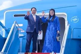 Thủ tướng và Phu nhân lên đường dự Hội nghị Thượng đỉnh BRICS mở rộng và hoạt động song phương tại Brazil