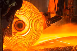 Giá thép hôm nay 30/12: Quặng sắt thế giới tăng mạnh gần 2%