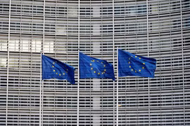 ‏EU có thể đề xuất hạ giá trần dầu Nga xuống 45 USD, cấm Nord Stream‏