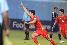 U17 Việt Nam quyết đấu U17 UAE: Trọng trách trên vai Trần Gia Bảo